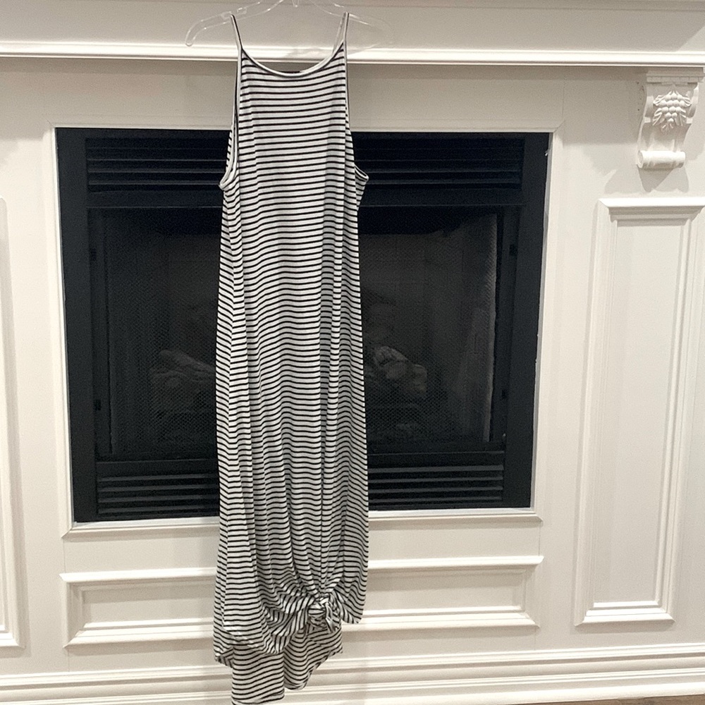 Maxi sundress-White with black stripes